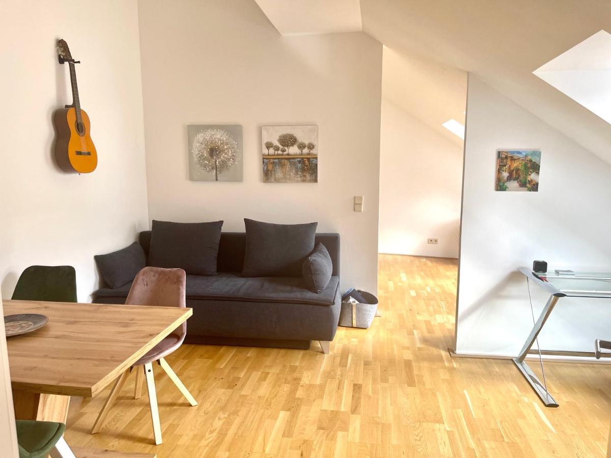 Klimatisiertes, Ruhiges Dachgeschoss Cityapartment Im Zentrum Wiens المظهر الخارجي الصورة